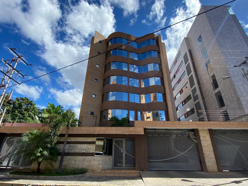 Penthouse En Venta - Maracay, Las Delicias - Urb. La Arboleda - Obra Gris