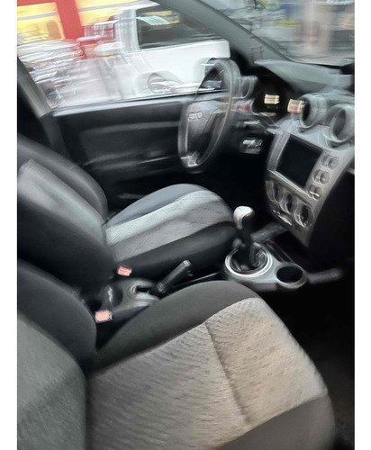 Ford Fiesta 1.6 MPI CLASS HATCH 8V FLEX 4P MANUAL