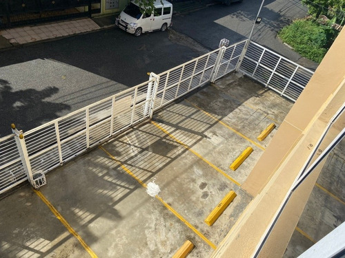 Imagen 25 de 25 de Vendo Apartamento 3er Nivel San Isidro