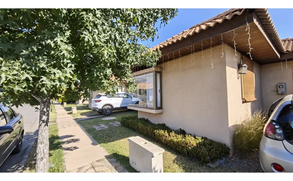 Imagen 2 de 29 de Venta Casa Aislada 3d 2b Condominio Los Solares San Esteban