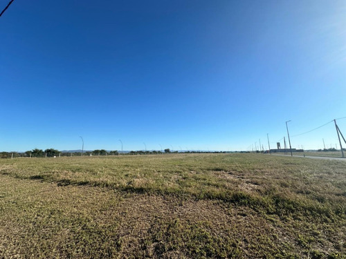 Vdo Lote Apto Duplex En Campos De Manantiales - 300 Metros