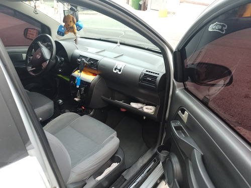 Volkswagen Crossfox 1.6 Total Flex 5p