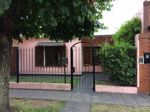 Casa En Venta En Longchamps