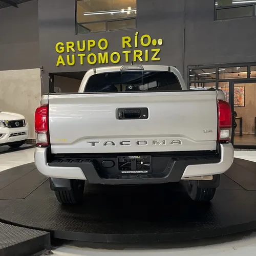Toyota Tacoma 3.5 Sport Doble Cabina 4x4 At