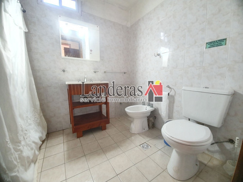 Imagen 8 de 30 de Venta En Block - Dos Casas Sobre Lote Propio