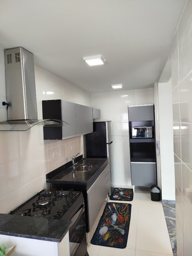 Lindo Apartamento Novo Sem Uso Mongaguá. Aceito Carro Como Parte De Pagamento