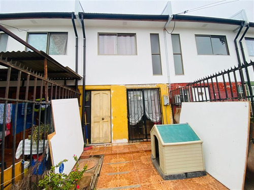 Casa En Venta De 2 Dorm. En Coquimbo