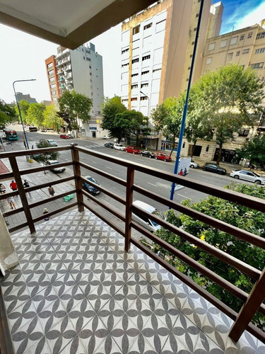 Imagen 2 de 20 de Departamento 3 Ambientes A La Calle