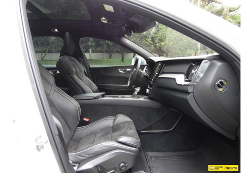 Volvo Xc60 R-desing 2000 Cc At 4x4 T
