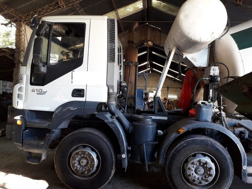 Camion Iveco Trakker 410 Con Mixer