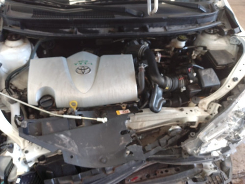 Imagen 6 de 6 de Toyota Yaris Xls 1.5 6m/t