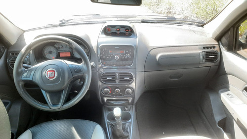 Fiat Strada 1.8 16v Adventure Ce Flex 2p
