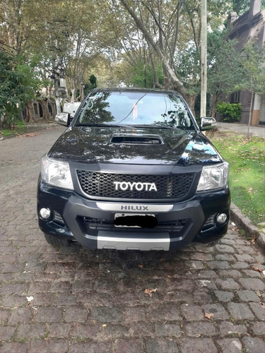 Toyota Hilux 3.0 Cd Srv Cuero I 171cv 4x2 2013