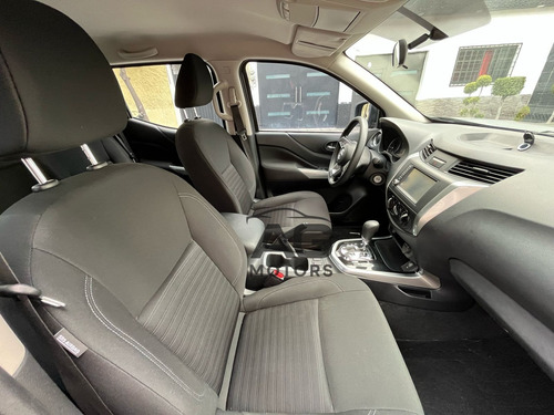 Nissan Frontier 4.0 Pro-4x V6 4x4 At