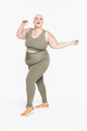 Imagem 3 de 9 de Legging Plus Size Wonder Size Com Bolso Emana® Plus Verde
