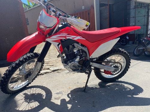Imagem 2 de 3 de Honda 250 F - Aceito Cartão