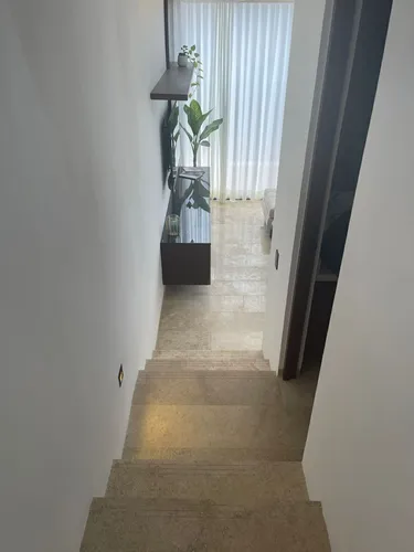 Casa De 3 Rec. En Privada Con Paneles Solares, Cerca De Altabrisa. Boreana