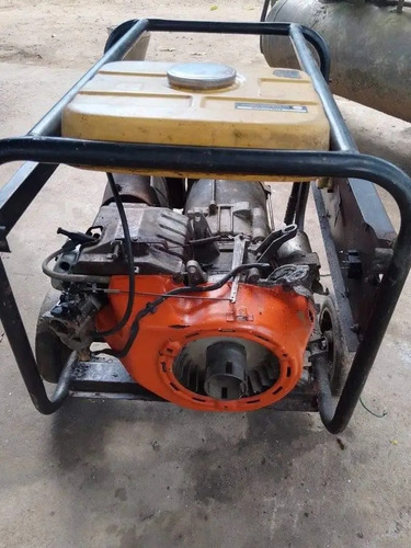 Planta Eléctrica De 10mil Vatios 110v A Gasolina Motor 13hp