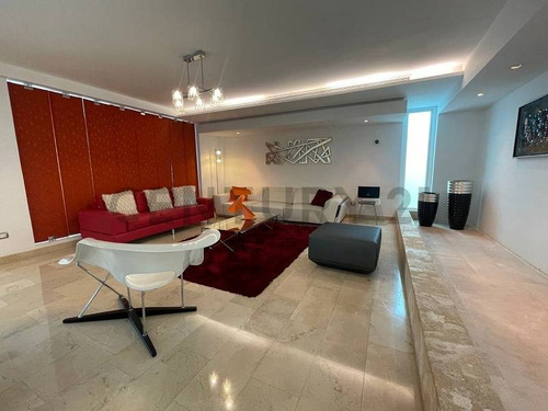 Casa En Venta En Lechería Cr Las Villas