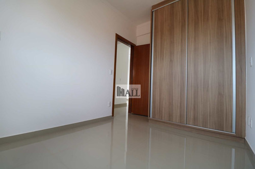 Apartamento À Venda No Parque Industrial Com 2 Quartos, 2 Vagas - V8067