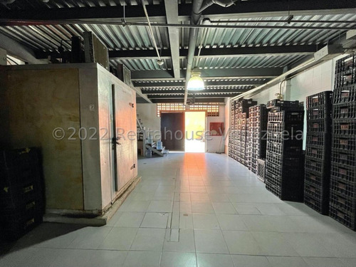Imagen 4 de 30 de Edificio Comercial En Alquiler, Urb. Altamira