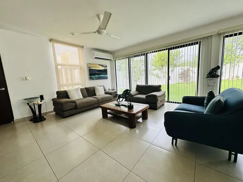 Casa En Venta En Botánico Residencial De 1 Planta