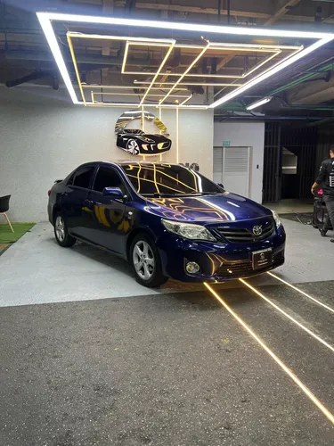 Toyota Corolla Xei 2013