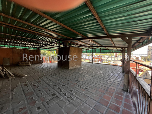 Edificio En Venta En Petare Cda 25-7012 Yf