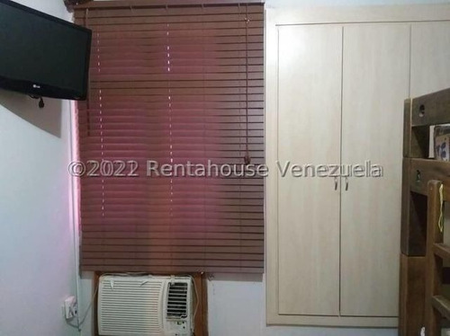 Imagen 8 de 11 de Cómodo Apartamento En Venta En Puerta Maraven Punto Fijo 04146954944 23-607