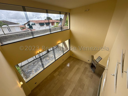 Venta De Casa\  Lomas De La Lagunita   Mg  4-13602