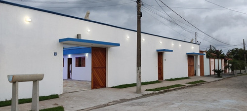 Casa Na Praia Com Piscina Aquecida, 2 Spa Com Hidromassagem Aquecidos, Ar Condicionado, Salão De Jogos, 2 Quadras Da Praia, Garagem Para 15 Ou Mais Carros,