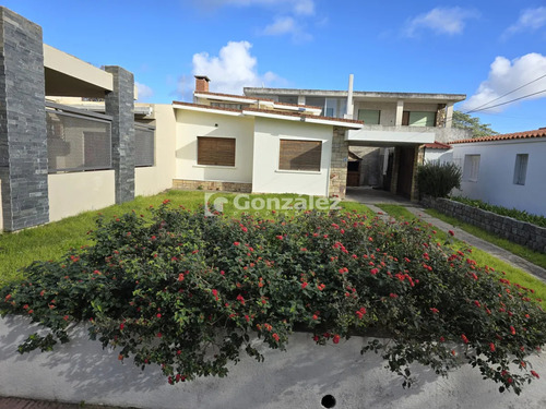 Casa A 2 Cuadras Y Media De Playa La Rinconada Piriápolis
