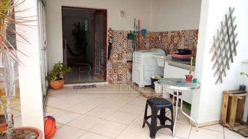 Cobertura A Venda Com 4 Quartos No Bairro Trindade Em Florianopolis. - V-81662