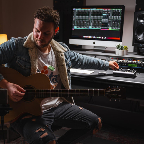 Interface De Áudio Audient Id24 Usb-c