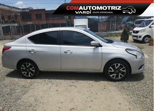 Nissan Versa Advance Id 39744 Modelo 2020