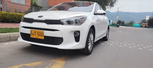 Kia Rio 1.4 Emotion sedan