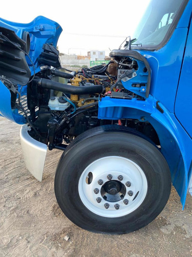 Imagen 14 de 15 de Freightliner M2 2004