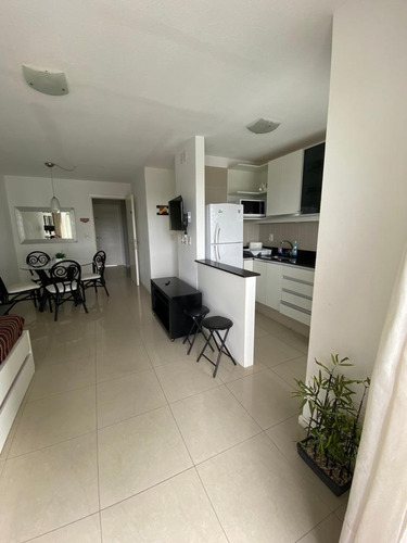 2 Amb 4 Personas Cochera Piscina Climatizada Cubierta Y Piscina Exterior Punta Del Este Lindísimo!