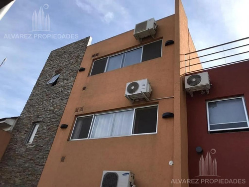 Imagen 2 de 16 de Departamento 3 Ambientes Venta Merlo