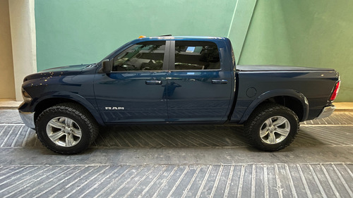 Dodge Ram 1500 Laramie 5.7 V8 4x4 Smart Garage