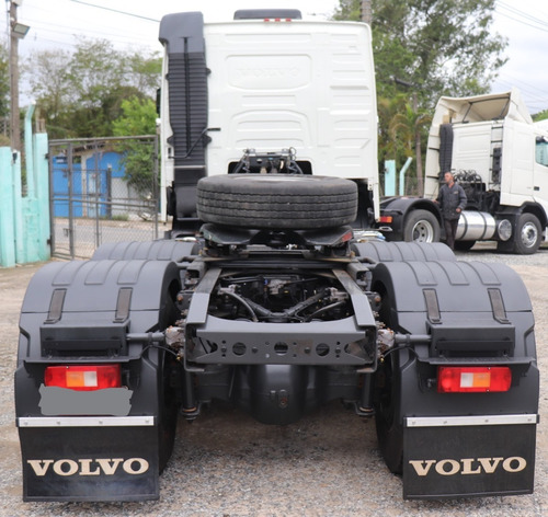 Imagem 6 de 13 de Volvo Fh 540 6x4 Ano 2016 Com 350 Mil Km
