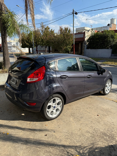 Ford Fiesta Kinetic 1.6 Design 120cv Titanium
