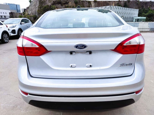 Imagen 5 de 10 de Ford Fiesta 2018 4p S L4/1.6 Aut
