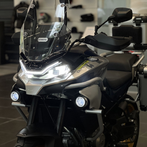 Imagen 10 de 20 de Cf Moto - 800 Mt