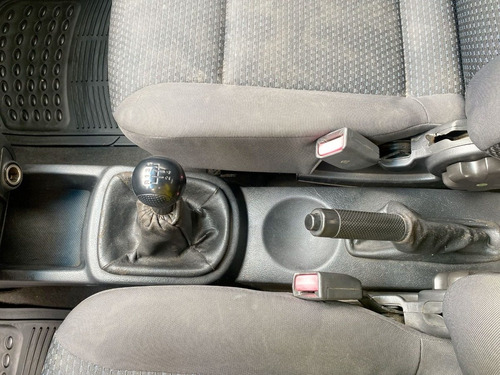 Imagen 22 de 25 de Chevrolet Aveo 1.6 Gti 2009
