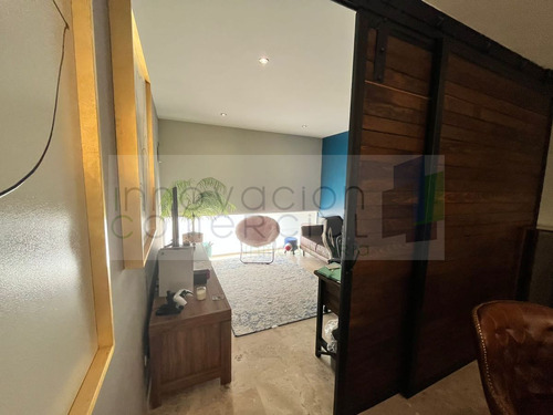 Casa En Venta Cerca De La Unam Y Uvm Juriquilla Ubicación Privilegiada,.