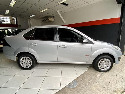 Ford Fiesta Sedan 1.6 Rocam (flex) Flex Manual