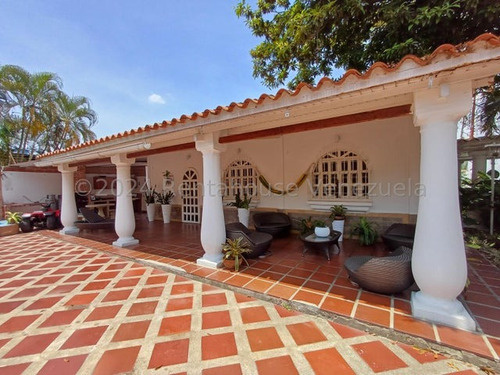 Hermosa Casa Con Piscina En Venta El Limon Sector Las Mayas 24-23471 Ap.