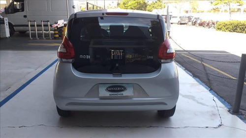 Imagem 4 de 9 de Fiat Mobi 1.0 Evo Like.