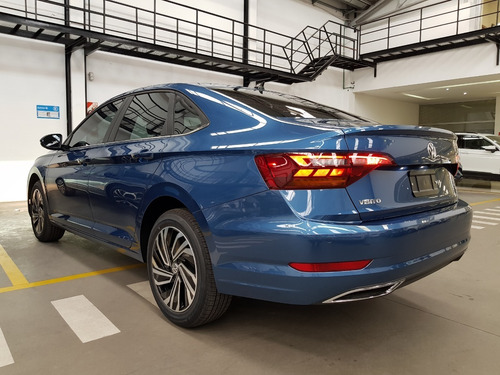 Imagen 5 de 25 de Volkswagen Vento 1.4tsi Highline Tip 0km My22 Dcolores